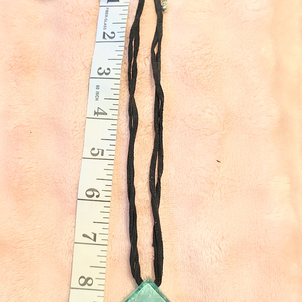 Elegant Green Pendant Necklace